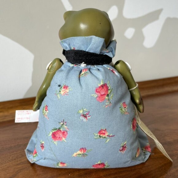 Vintage Department 56 Shelf Sitter Frog Doll by Marylisa Chesnutt Fabric Ceramic - Picture 5 of 14